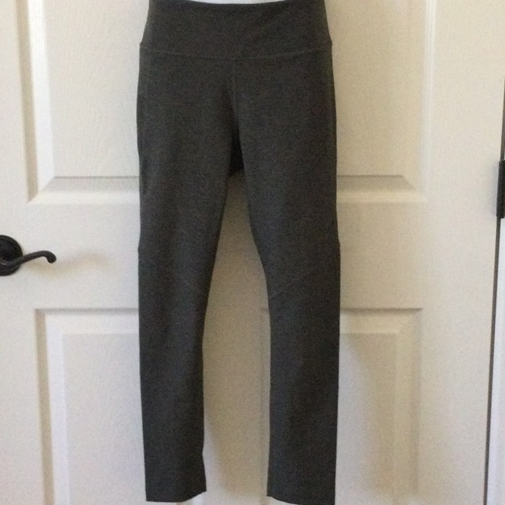 Like new workout leggings